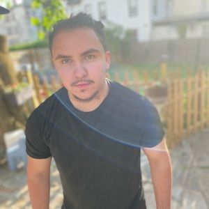 Meet your Posher, Erick